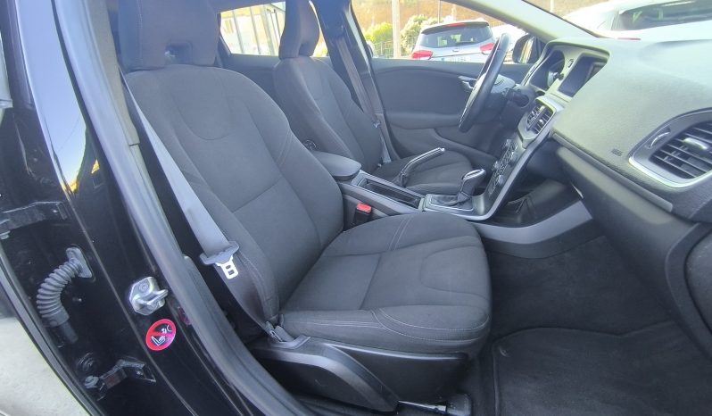 Volvo V40 D2 2.0 Kinetic Eco 120cv completo